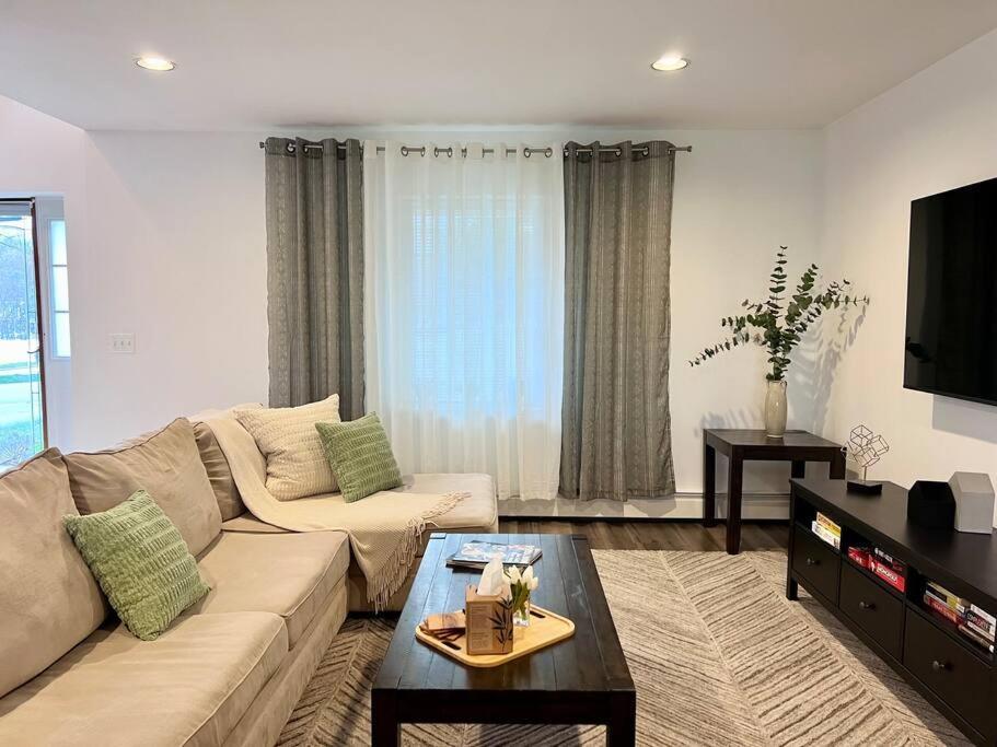 Spacious Retreat Close To Nature Bloomingdale エクステリア 写真