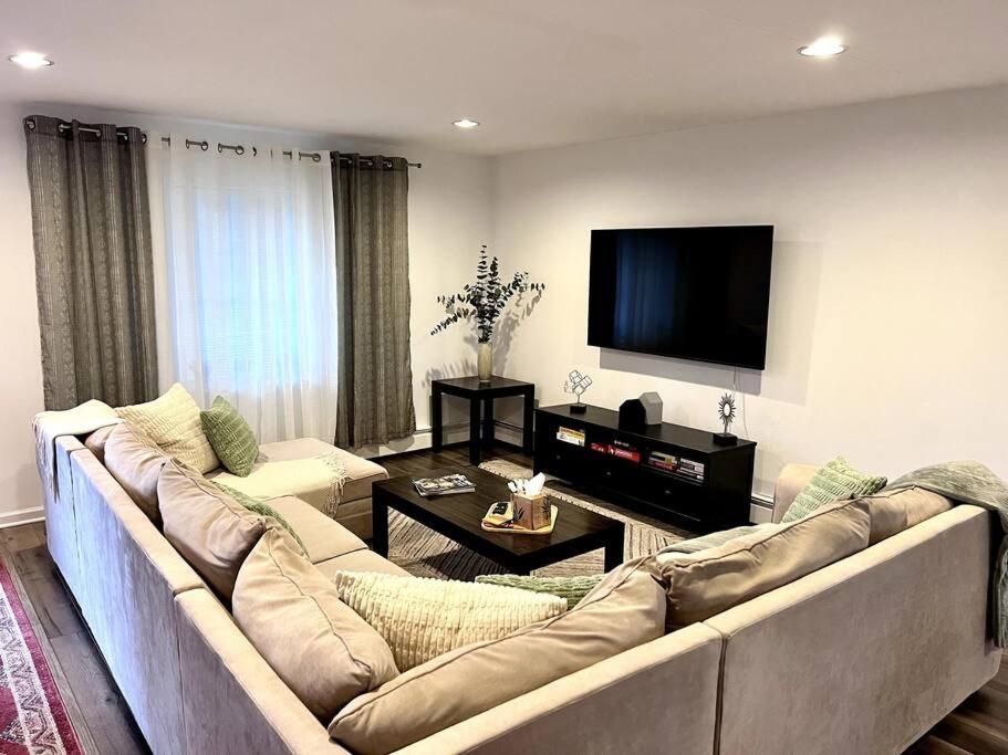 Spacious Retreat Close To Nature Bloomingdale エクステリア 写真