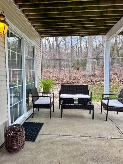 Spacious Retreat Close To Nature Bloomingdale エクステリア 写真