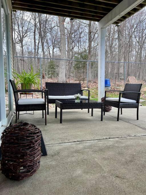 Spacious Retreat Close To Nature Bloomingdale エクステリア 写真
